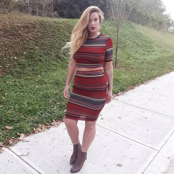 Read Between the Lines Skirt Set - Picture 1 of 4